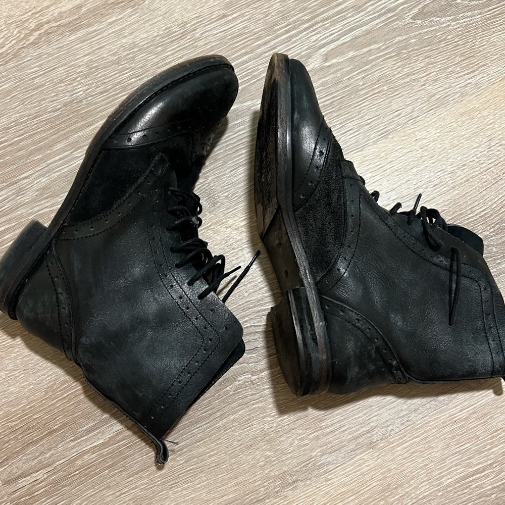 FREE PEOPLE  combat boots